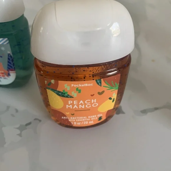 Bath & Body Works Hand Sanitizer Lot of (4) 1oz Bottles new - Picture 4 of 5